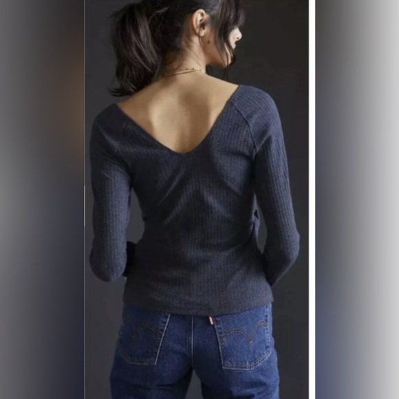 - Maeve By Anthropologie Gray Ribbed Long Sleeve Top - Picture 2 of 6